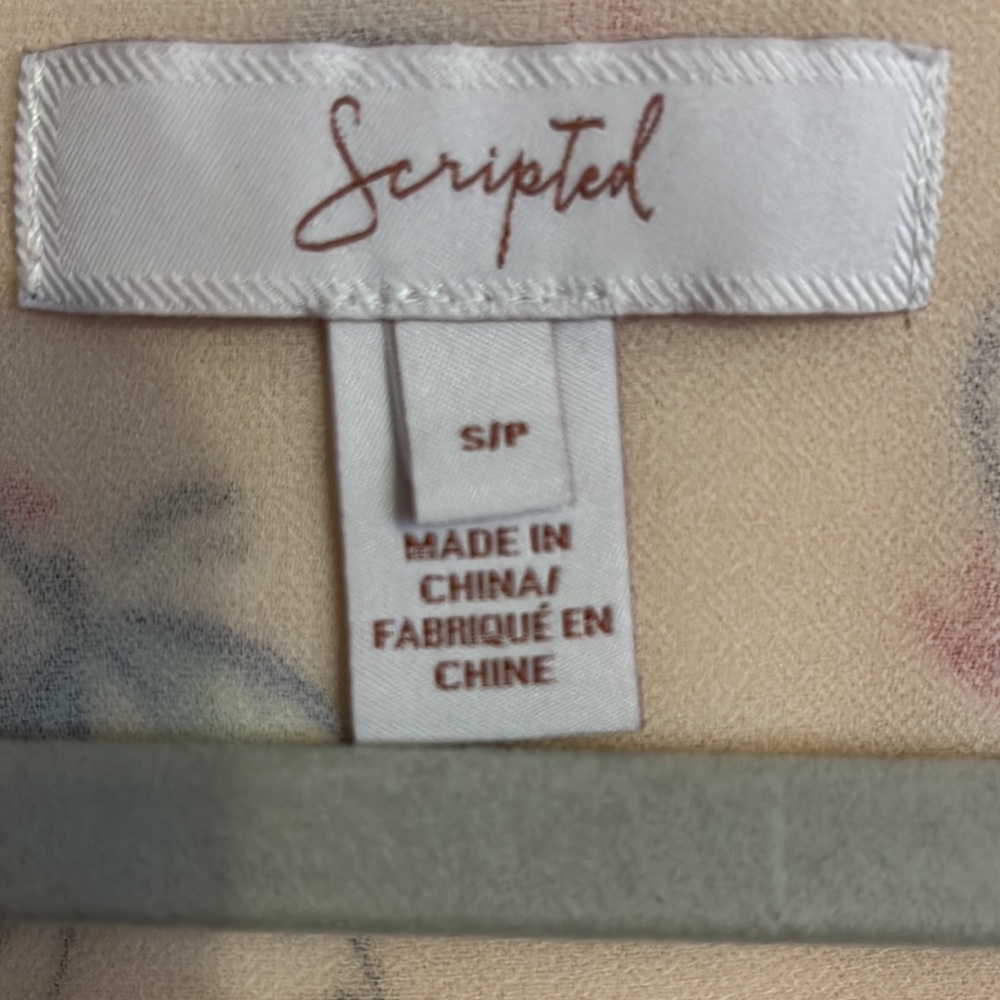 Scripted crop blouse - Picture 2 of 7